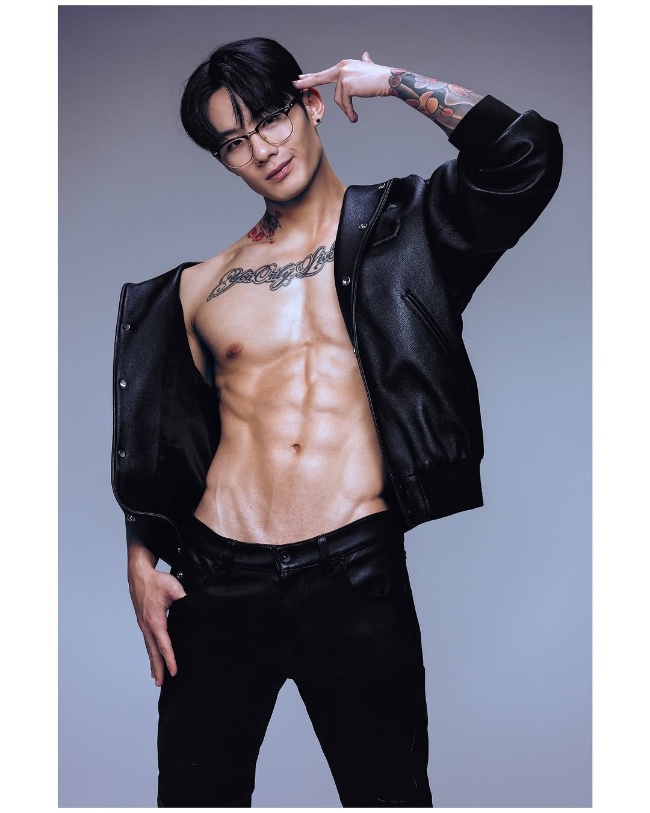 引發慾火 格鬥家宗健 刺青壯碩肌肉 + 生活照